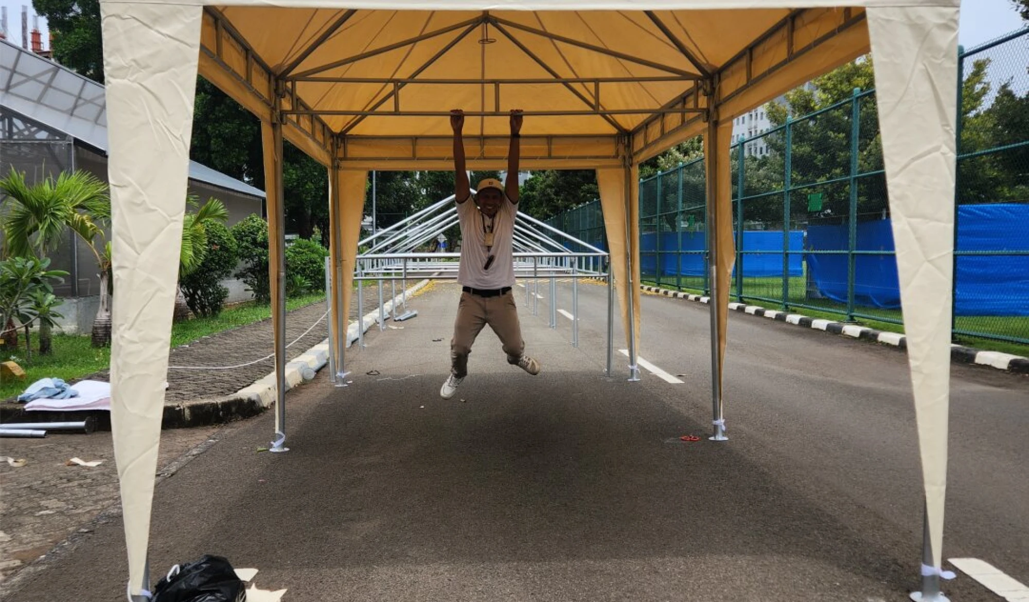 Tenda Custom TENDA CUSTOM UK: 3M X 6M. SPORT EVENT TENT<br> 3 tenda_bag_3mtr_a